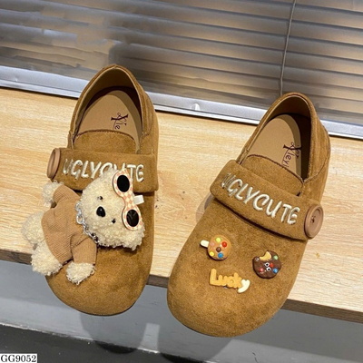 GG9052 GIÀY DA GẮN CHARM GẤU BG