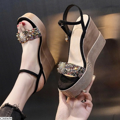 GM0658 SANDAL ĐẾ XUỒNG MẪU MỚI