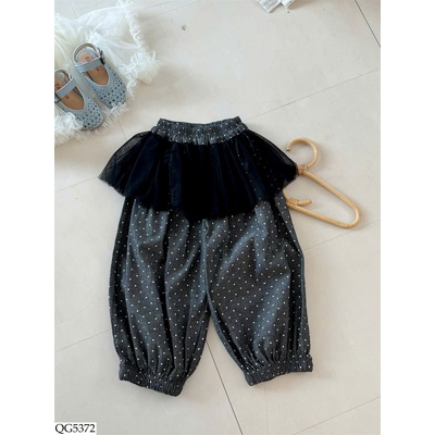 QG5372 QUẦN CHẤM BI PHỐI VOAN BG