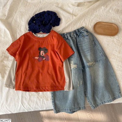 SG1977 SET ÁO MICKEY MIX QUẦN JEAN RÁCH BG