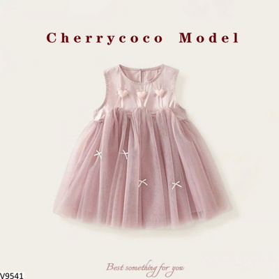 V9541 VÁY CÔNG CHÚA SÁT NÁCH HỌA TIẾT TRÁI TIM CHERRYCOCO