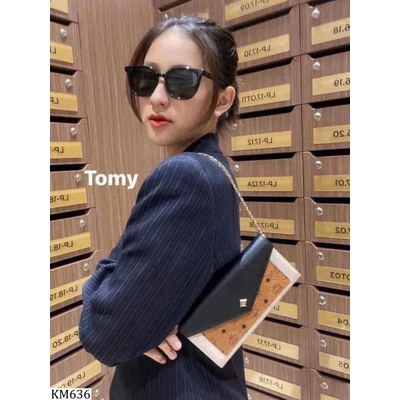 KM636 KÍNH RÂM COLOREIN