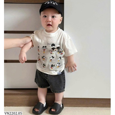 VN2202.05 SET ÁO MICKEY PHỐI QUẦN SHORT JEAN