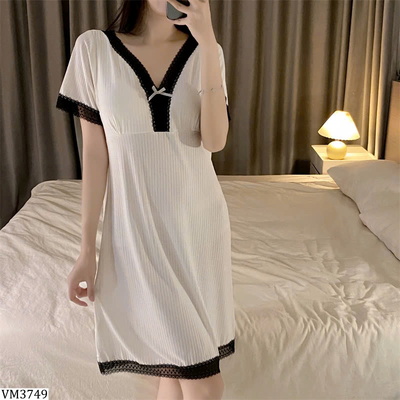 VM3749 ĐẦM NGỦ VIỀN REN CỔ V DÁNG SUÔNG