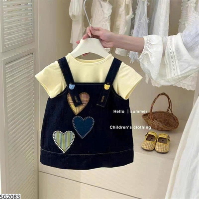 SG2083  SET ÁO THUN + YẾM JEAN BÉ GÁI ĐÍNH TIM