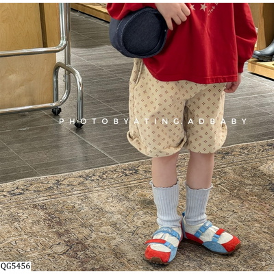QG5456  QUẦN SHORT NHUNG HOA NHÍ ADBABY