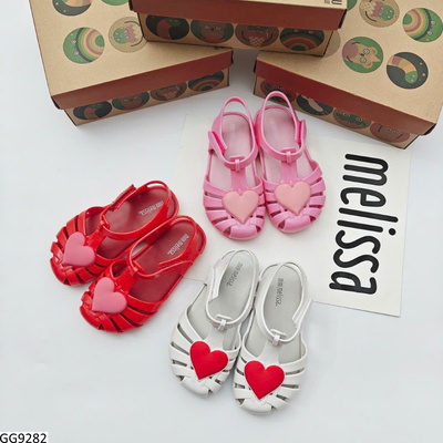 GG9282 SANDAL TRÁI TIM CHO BÉ