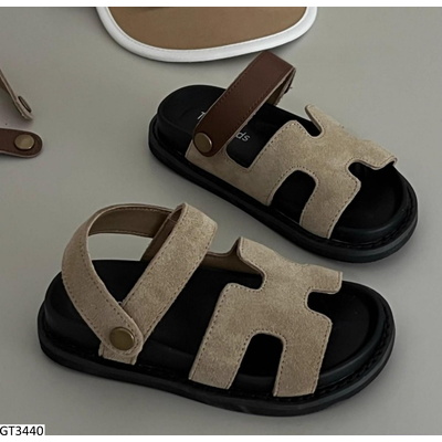 GT3440 SANDAL QUAI DA NÂU CHỮ H