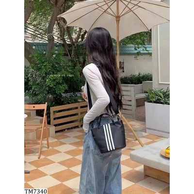TM7340 TÚI XÁCH DÙ VẠCH