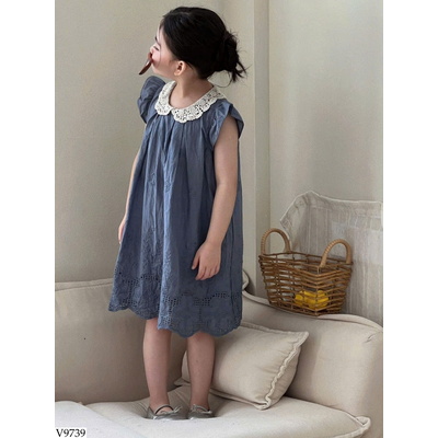 V9739 VÁY CÁNH TIÊN CỔ REN CHO BG