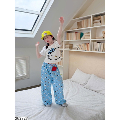 SG2323 SET ÁO THUN PHỐI QUẦN SUÔNG KITTY