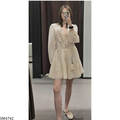 SM4742 ÁO VÀ VÁY HÃNG KASLEAD