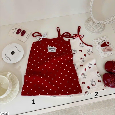 V9923 SET 2 VÁY 2 DÂY HÌNH TRÁI TIM VÀ KITTY CHO BÉ