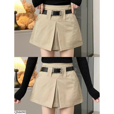 QM6090 QUẦN SHORT NỮ  KAKI  XẺ TÀ