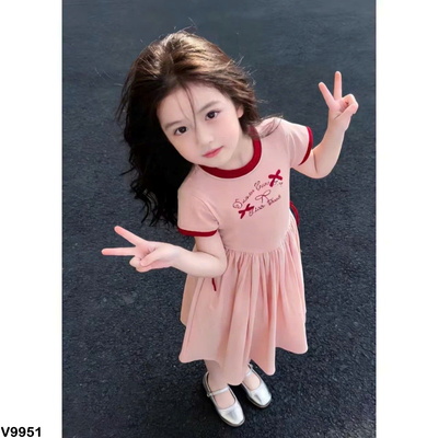 V9951 VÁY HỒNG IN HÌNH NƠ CHO BÉ