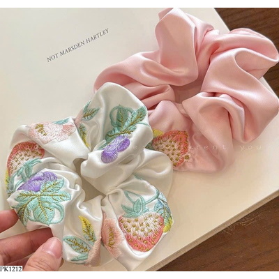 PK1212 SET SCRUNCHIES LỤA THÊU XINH XẮN