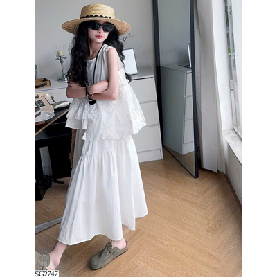 SG2747 SET ÁO SÁT NÁCH MIX CHÂN VÁY DÀI