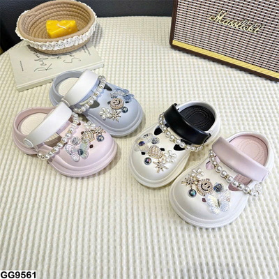 GG9561  SỤC CROS KÈM CHARM CHO BÉ GÁI