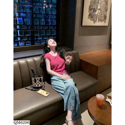 QM6296 QUẦN JEANS NỮ ỐNG RỘNG THÊU HOA