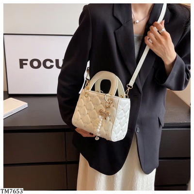 TM7653 TÚI TRẦN TRÁM NỮ