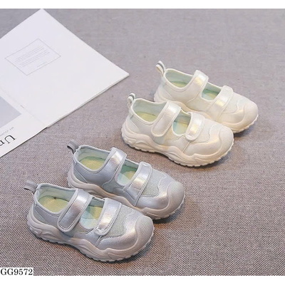 GG9572 GIÀY THỂ THAO BÉ GÁI