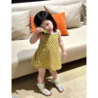 V0039 VÁY 2 DÂY CHẤM BI CHO BÉ GÁI