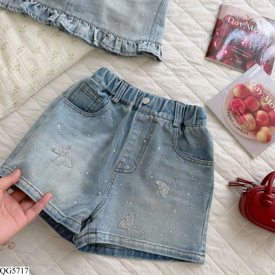 QG5717 QUẦN SHORT JEANS BƯƠM BƯỚM BG