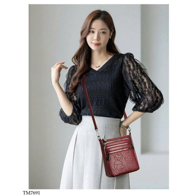 TM7691 TÚI ĐEO CHÉO HOA DẬP NỔ