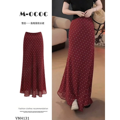 VM4131 CHÂN VÁY ĐỎ CHẤM BI ANNA