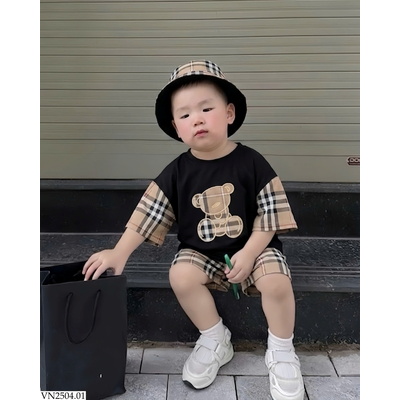 VN2504.01 SET BỘ ĐEN PHỐI KẺ GẤU KÈM MŨ