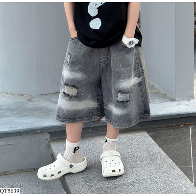 QT5639 QUẦN SHORT JEANS ĐEN RÁCH GỐI FANSHU
