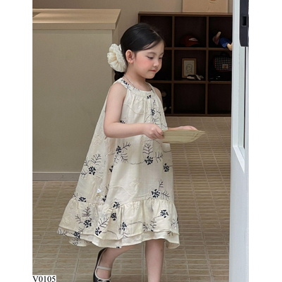 V0105 VÁY HOA CỔ YẾM ĐUÔI CÁ