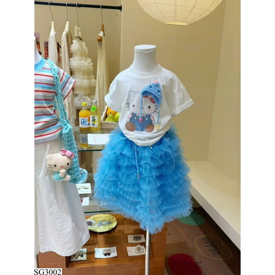 SG3002 ÁO HELLO KITTY VÀ VÁY BÈO XANH