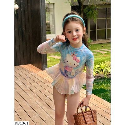 DB1361 BỘ BƠI BÉ HELLO KITTY