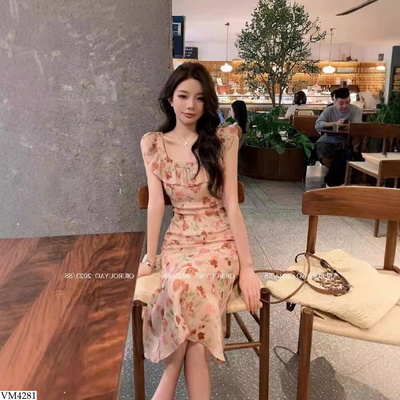 VM4281 VÁY 2 DÁNG CỔ VIỀN BÈO