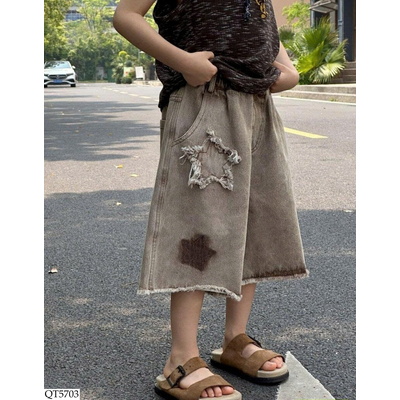 QT5703 SHORT JEANS NÂU NGÔI SAO TUA GẤU