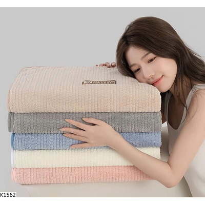 K1562 KHĂN TẮM THẤM HÚT