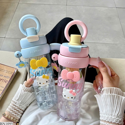 BN1095 BÌNH NƯỚC HELLO KITTY 1200ML SIÊU HOT