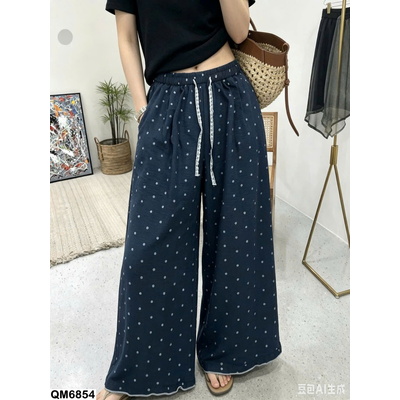 QM6854 QUẦN ỐNG RỘNG CHẤM BI