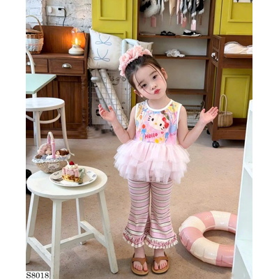 S8018 SET ÁO SÁT NÁCH PHỐI QUẦN HỌA TIẾT HELLO KITTY CHO BÉ