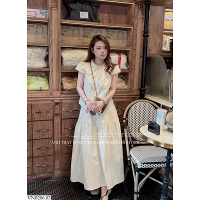 VN0206.03 ĐẦM TRẮNG TIỂU THƯ NHẸ NHÀNG