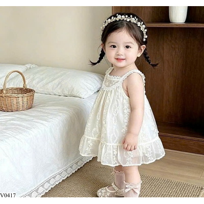 V0417 VÁY 2 DÂY THÊU NỔI DỄ THƯƠNG