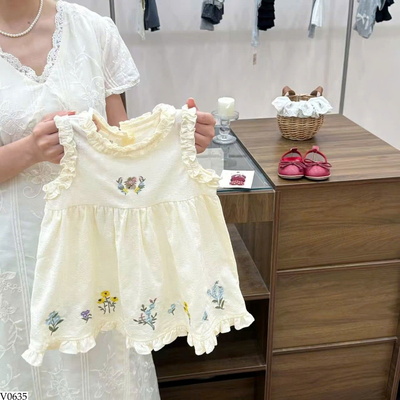 V0635 VÁY BÉ GÁI VIỀN BÈO THÊU HOA