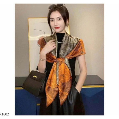 K1602 KHĂN VUÔNG HỌA TIẾT CHO NỮ