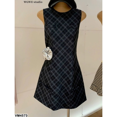 VM4573 VÁY SÁT NÁCH KẺ CARO W.G.W.E