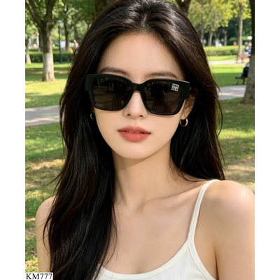 KM777 KÍNH RÂM THỜI TRANG UNQ