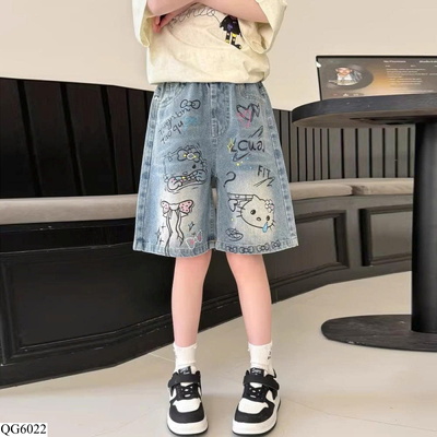 QG6022 QUẦN SHORT JEAN ỐNG RỘNG KITTY CHO BÉ
