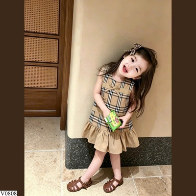 V0808 VÁY SÁT NÁCH KẺ CARO CHO BÉ GÁI