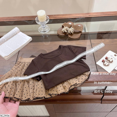 SG3936 SET ÁO THUN PHỐI CHÂN VÁY CHẤM BI 