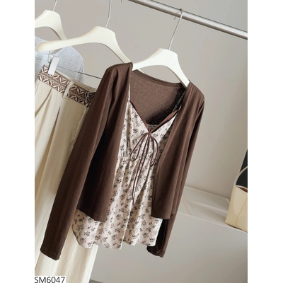 SM6047 SET CARDIGAN MỎNG PHỐI ÁO 2 DÂY HOA NHÍ ANNA